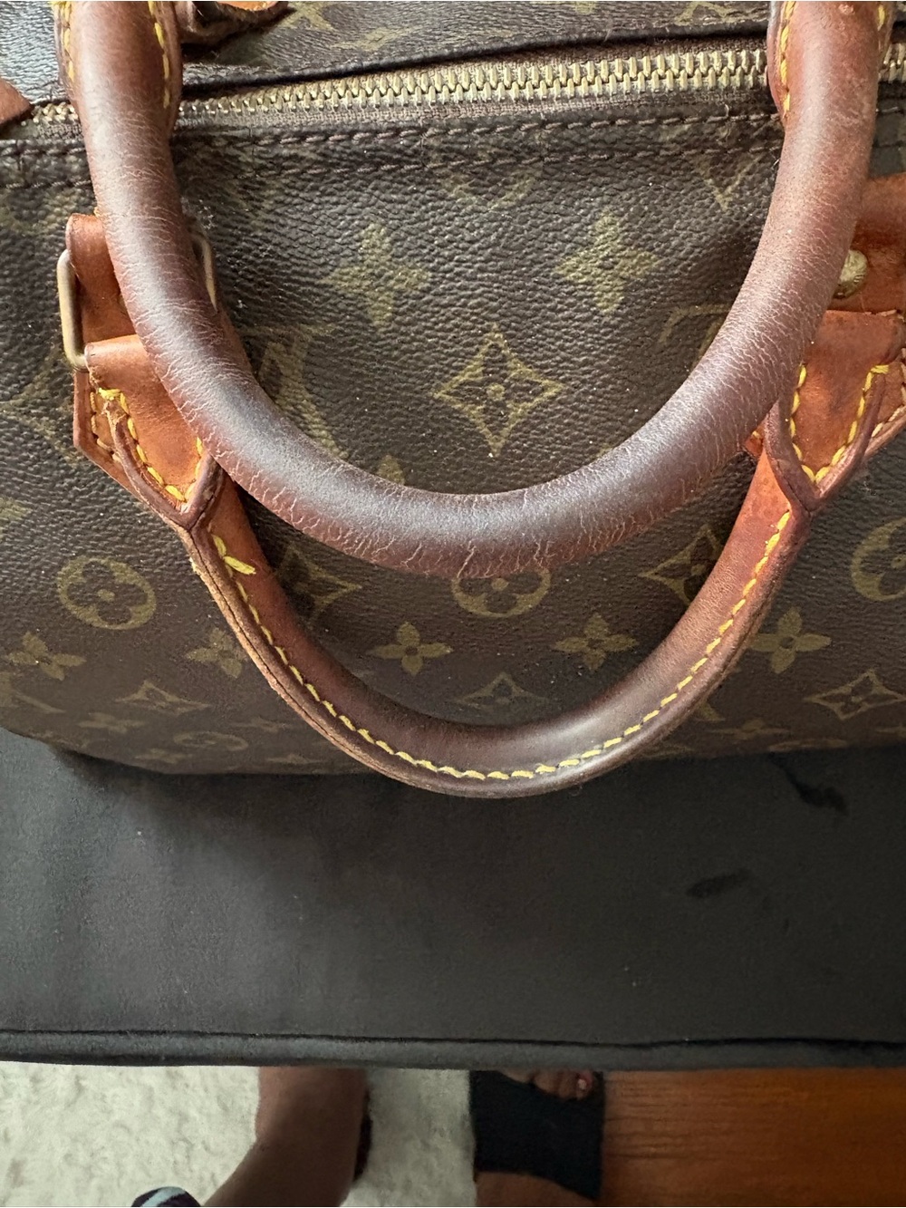 Louis Vuitton Speedy 35 - Picture 9 of 11